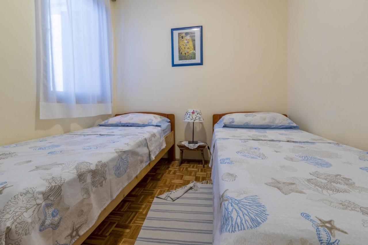 Hrusta Apartment Crikvenica Exterior photo